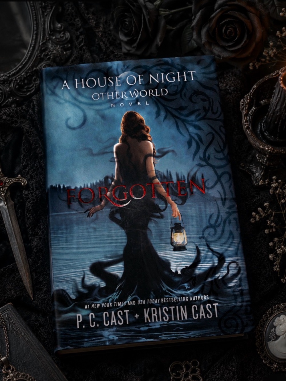 📖 Forgotten - House of Night Other World Novel by P.C. Cast and Kristin Cast